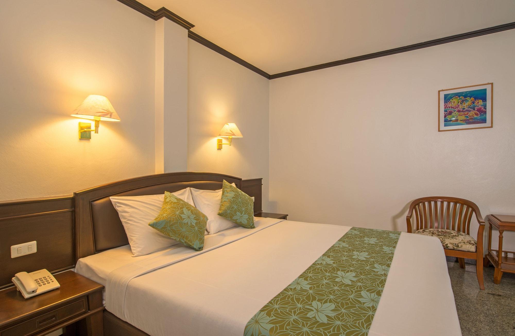 Green House Hotel Krabi town Esterno foto