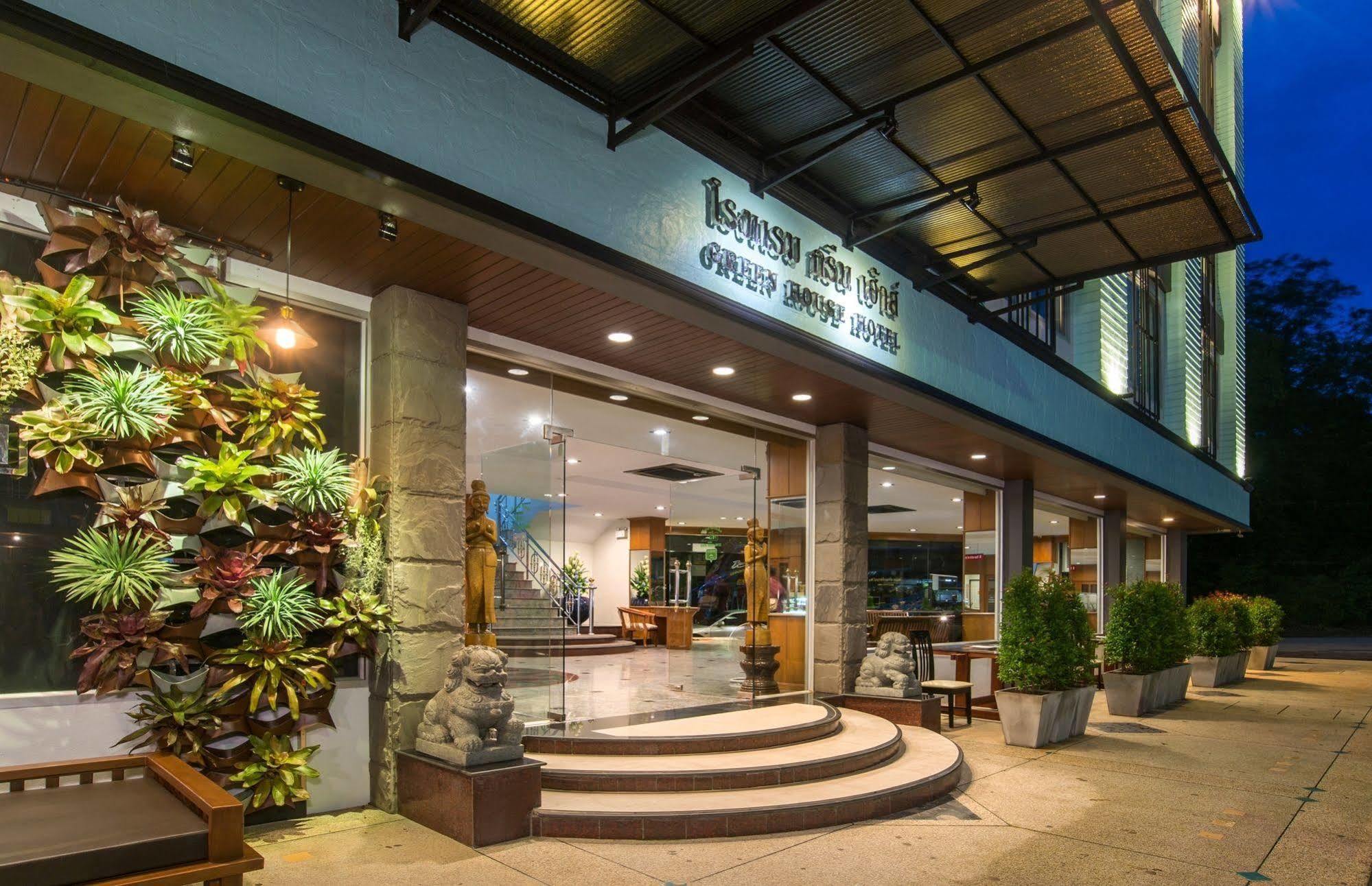 Green House Hotel Krabi town Esterno foto